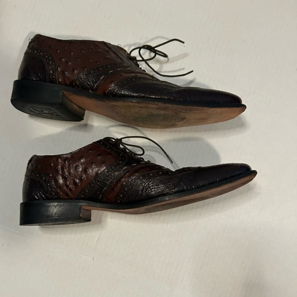 Stacy Adams Brown Leather Ostrich and Croc Wingtips Oxford in size 7M. - Picture 4 of 8